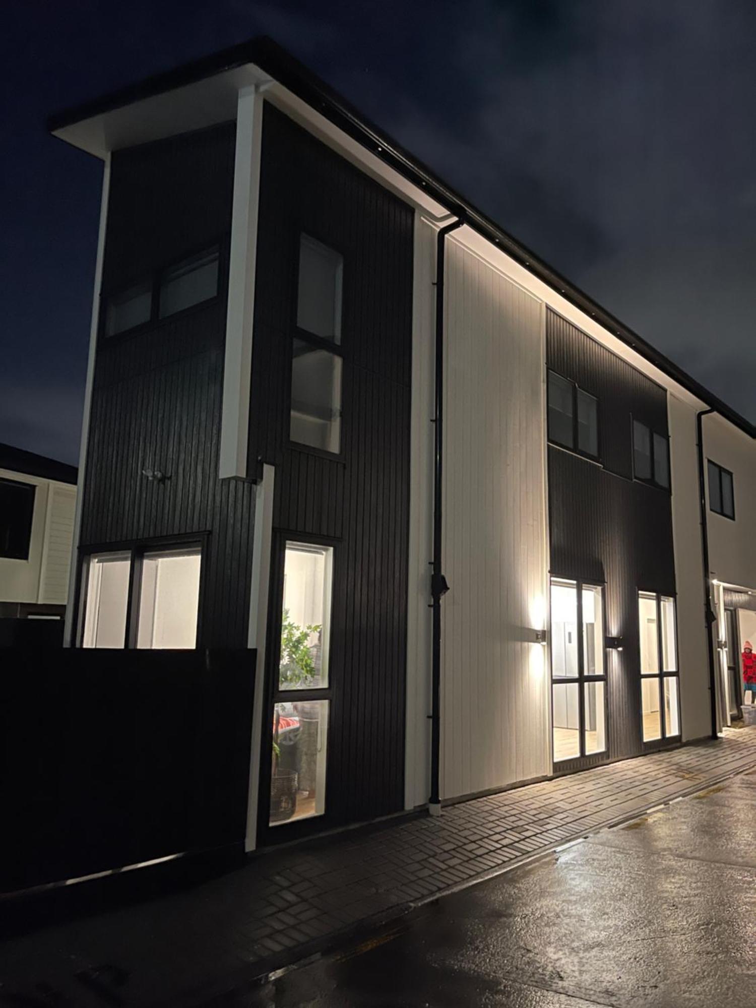 5 Bedroom House At The Heart Of Auckland Airport Eksteriør billede